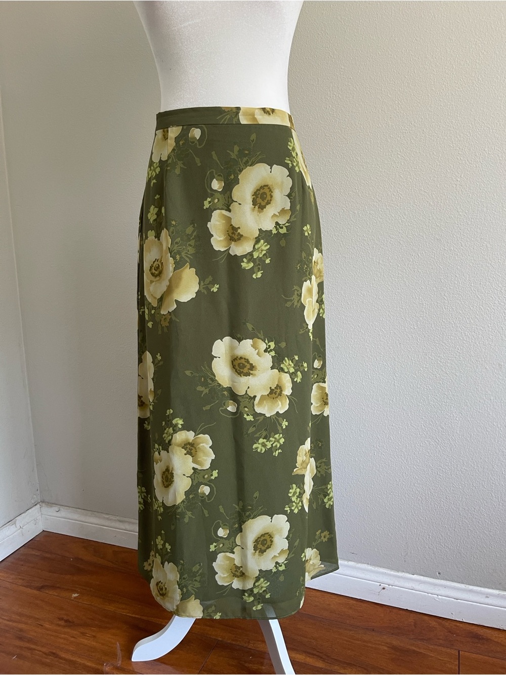 Norton McNaughton Olive Green Floral Maxi Skirt with Cream Blooms
